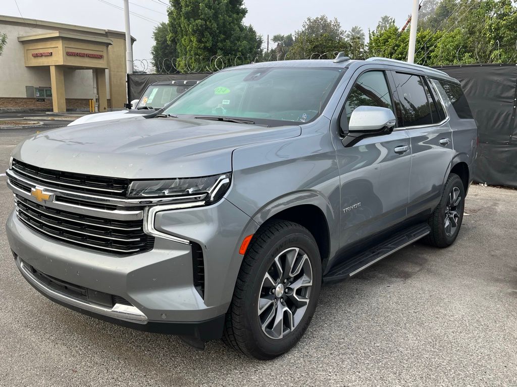 2023 Chevrolet Tahoe LT photo 2