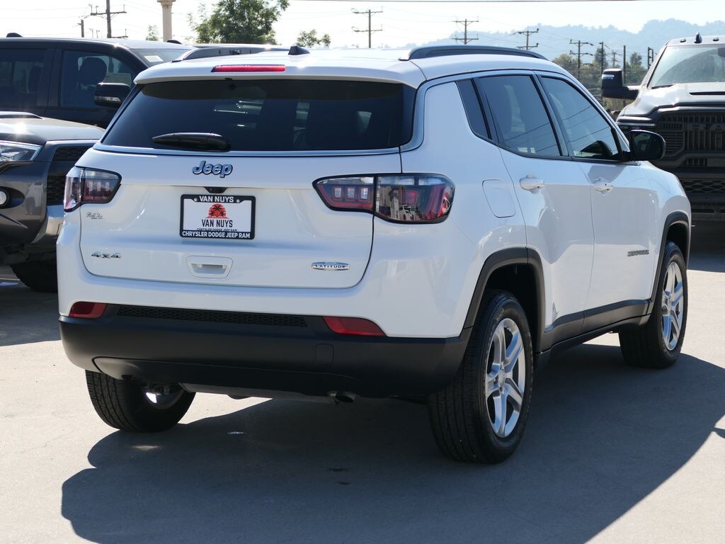 Used 2024 Jeep Compass Latitude SUV