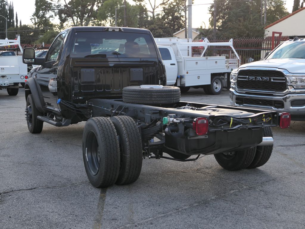 2026 Ram 5500 Tradesman photo 4