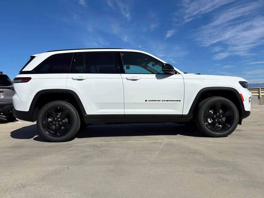 New 2025 Jeep Grand Cherokee Limited SUV
