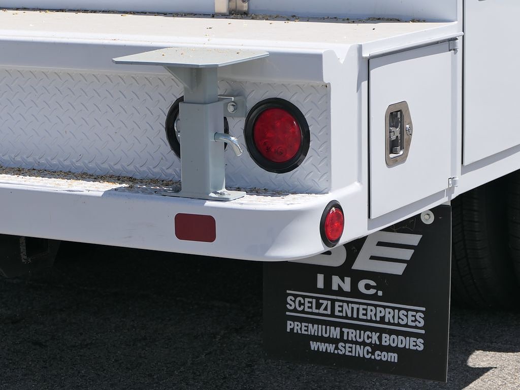New 2026 Ram 3500 Chassis Cab Tradesman/Big Horn Truck Crew Cab