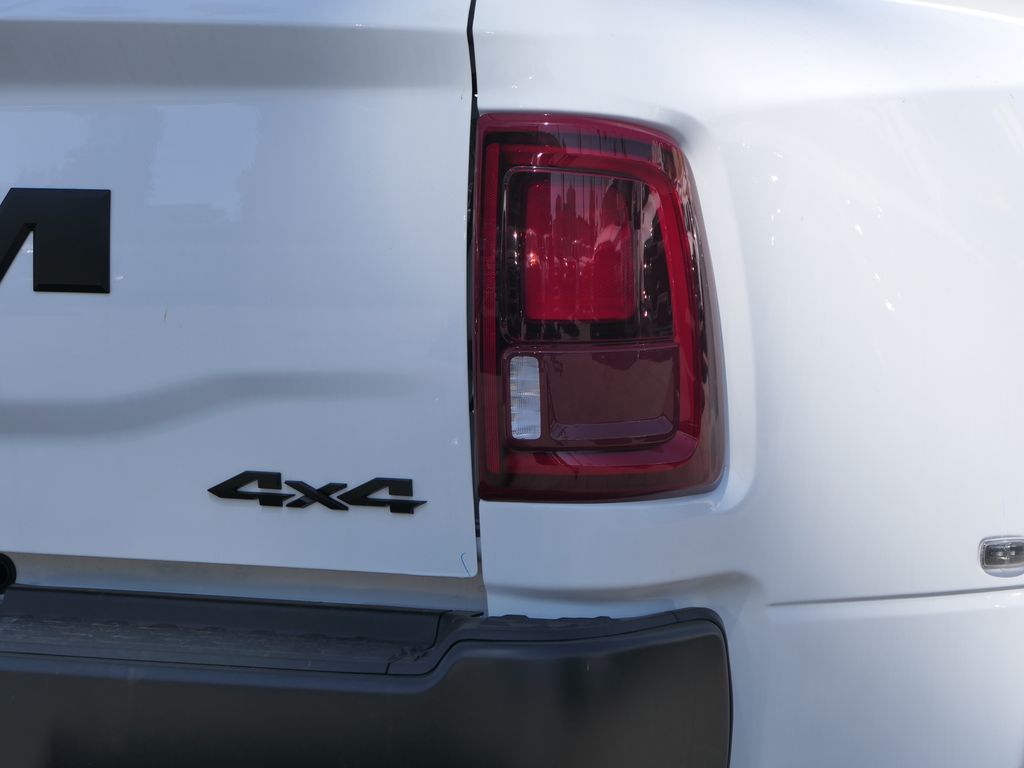 2025 Ram 3500 Tradesman photo 3