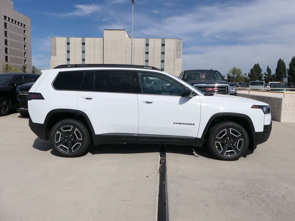 New 2026 Jeep Cherokee Laredo/Limited SUV