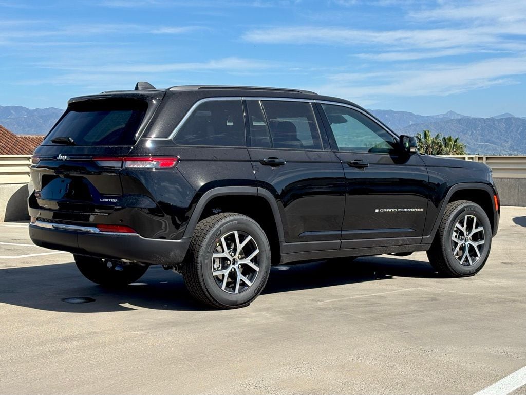 New 2025 Jeep Grand Cherokee Limited SUV
