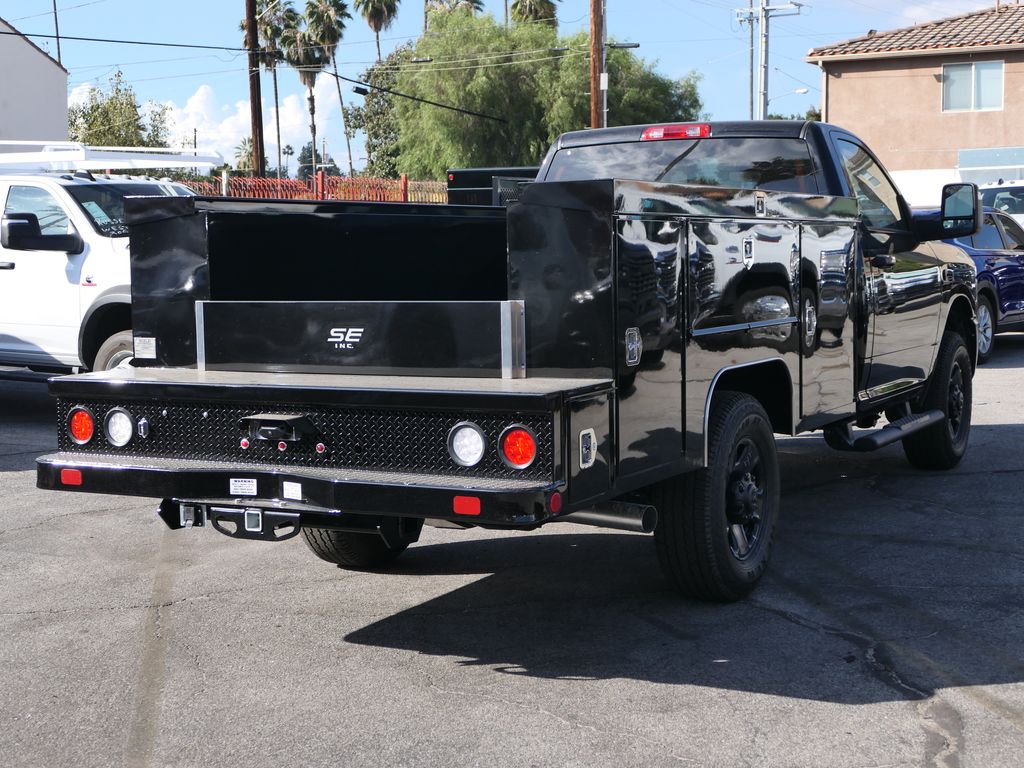2026 Ram 3500 Tradesman photo 2