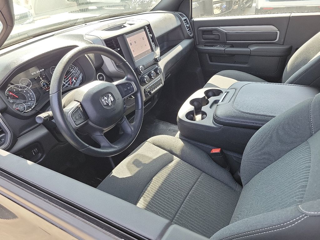 2024 Ram 3500 Tradesman SLT photo 2
