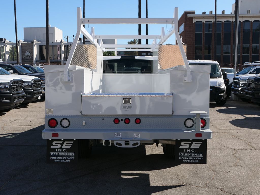 2026 Ram 5500 Tradesman photo 3