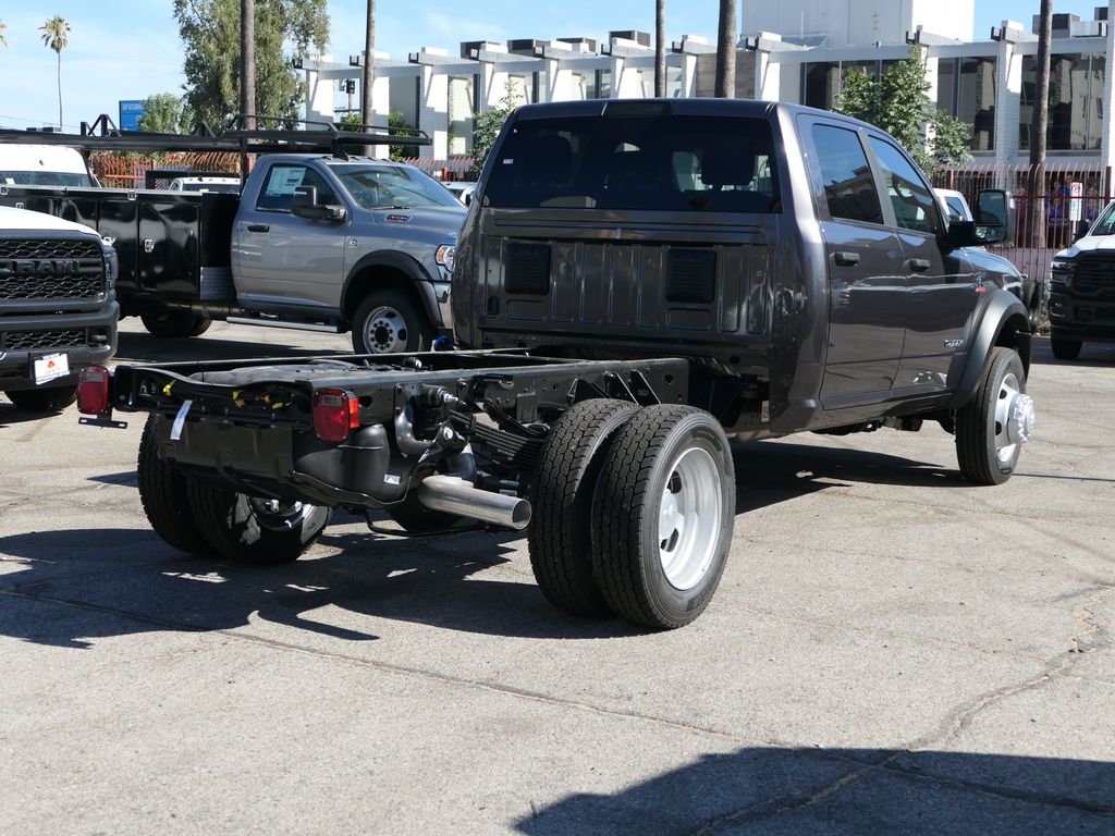 2026 Ram 5500 Tradesman photo 2