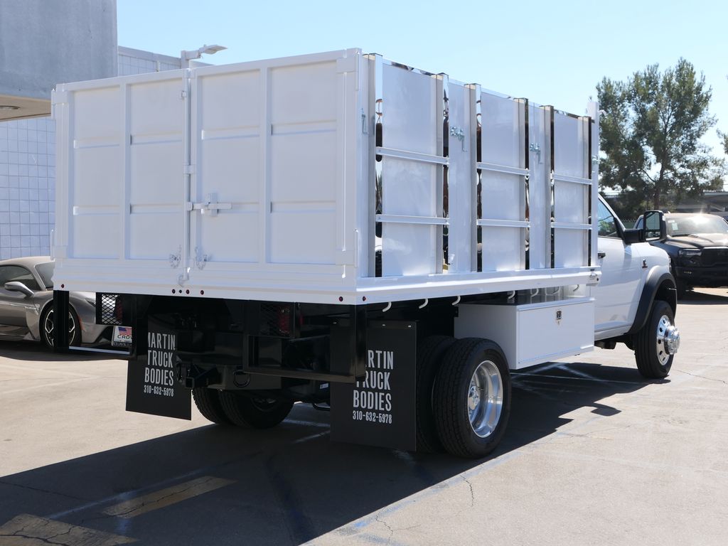 2025 Ram 5500 Tradesman photo 4