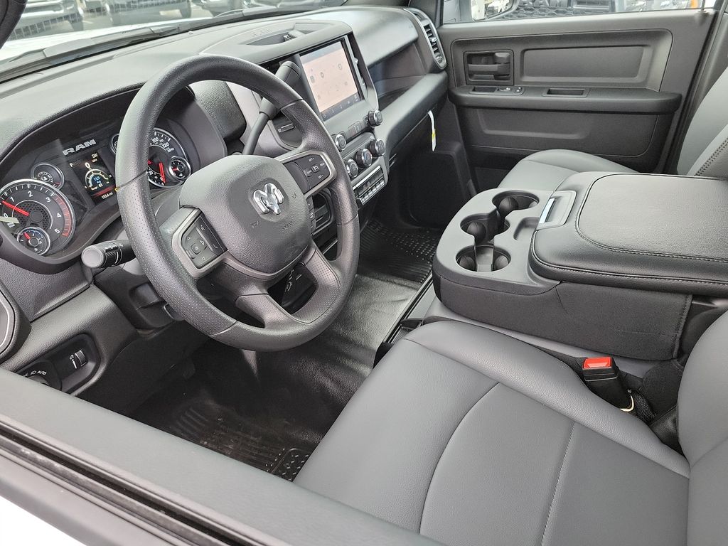2024 Ram 4500 Tradesman SLT photo 2