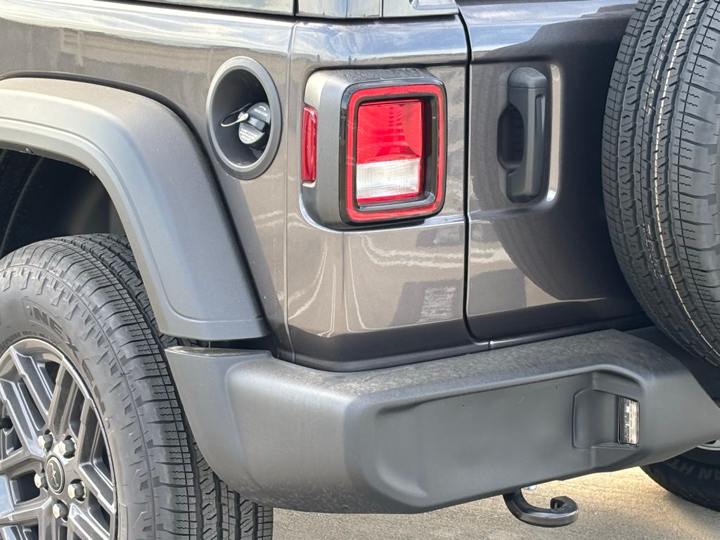 2026 Jeep Wrangler Sport photo 4