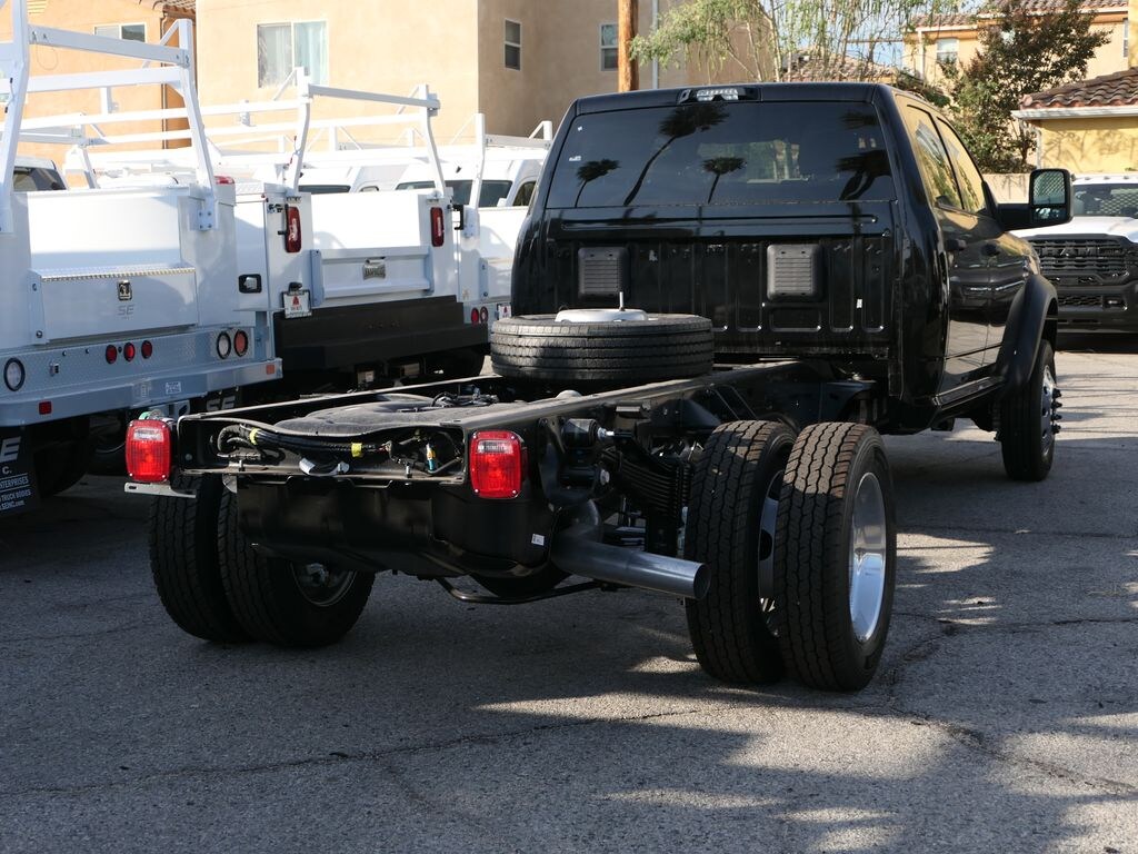 New 2026 Ram 5500 Chassis Cab Tradesman/Big Horn Truck Crew Cab