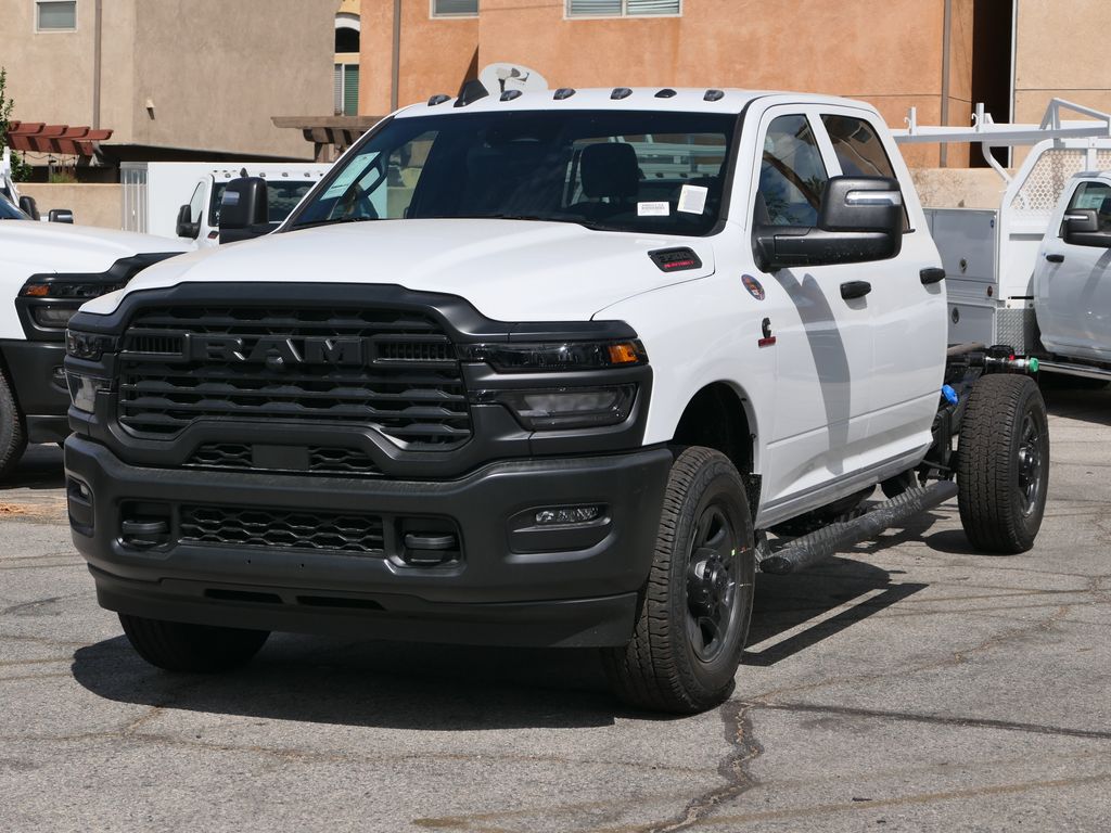2026 Ram 3500 Tradesman photo 4