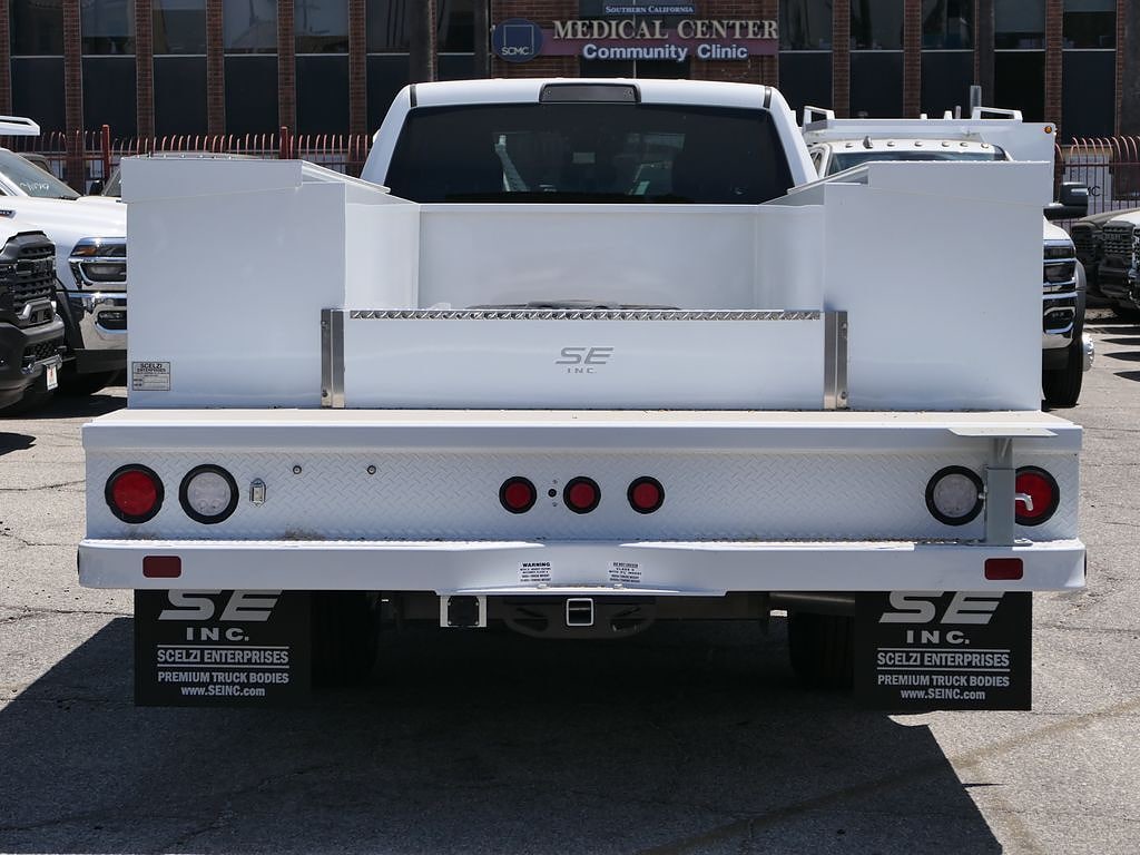 New 2026 Ram 3500 Chassis Cab Tradesman/Big Horn Truck Crew Cab