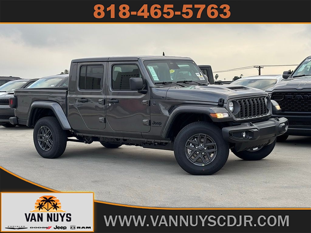 New 2026 Jeep Gladiator Sport Truck Crew Cab