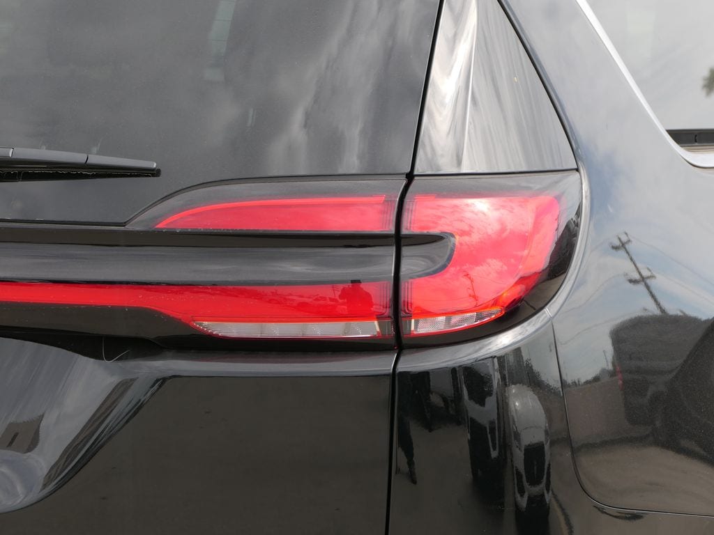 New 2026 Chrysler Pacifica Select Van Passenger Van