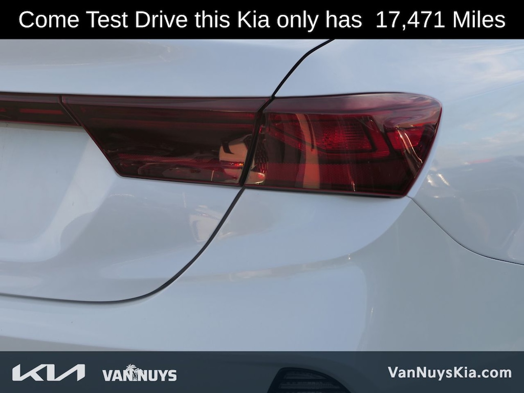 Used 2023 Kia Forte LXS Sedan