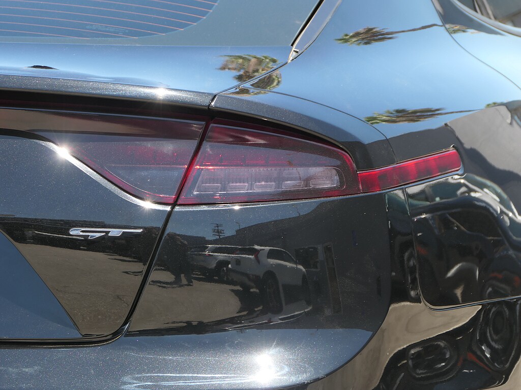 Used 2022 Kia Stinger GT1 Sedan