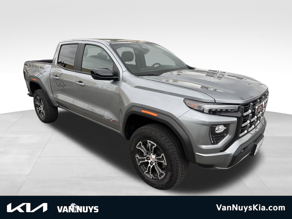 Used 2025 GMC Canyon AT4 Truck