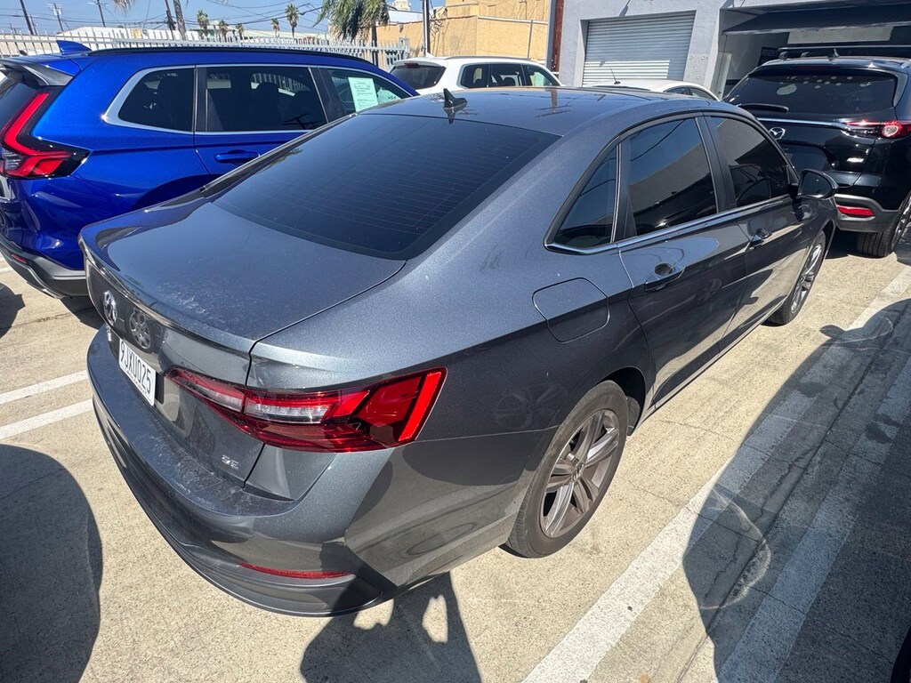 Used 2023 Volkswagen Jetta 1.5T SE Sedan