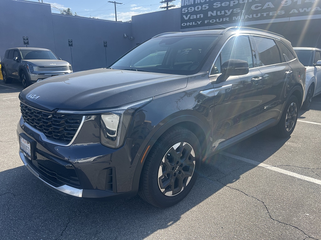 Certified 2025 Kia Sorento S SUV
