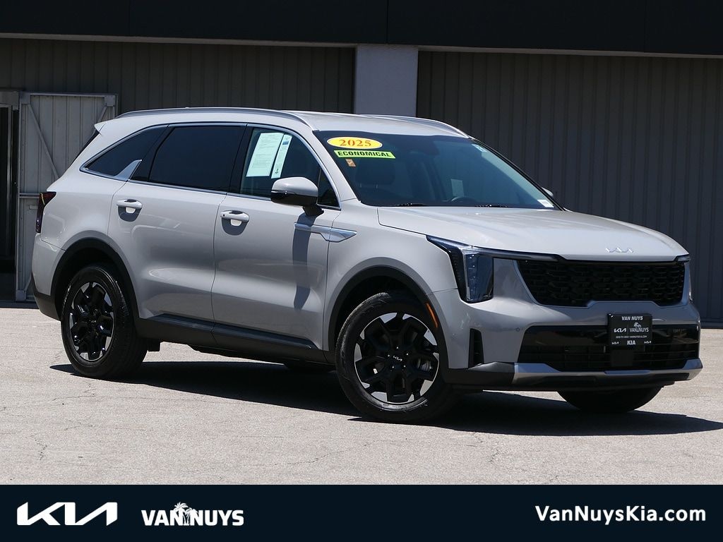 Used 2025 Kia Sorento S SUV