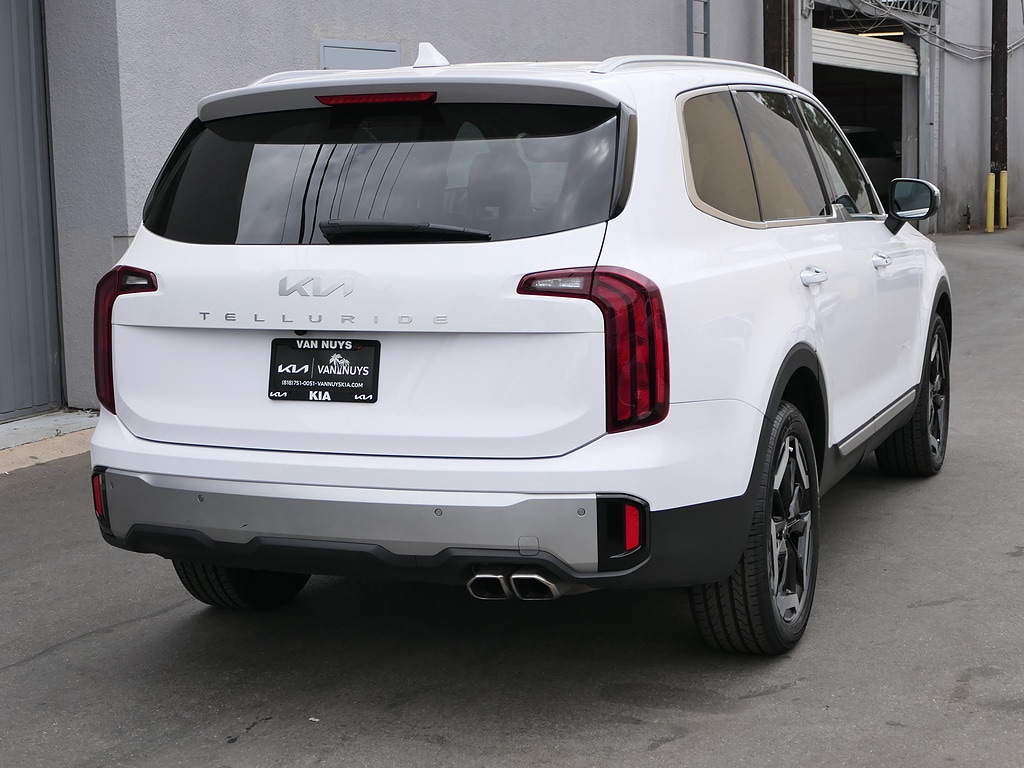 Used 2024 Kia Telluride S SUV