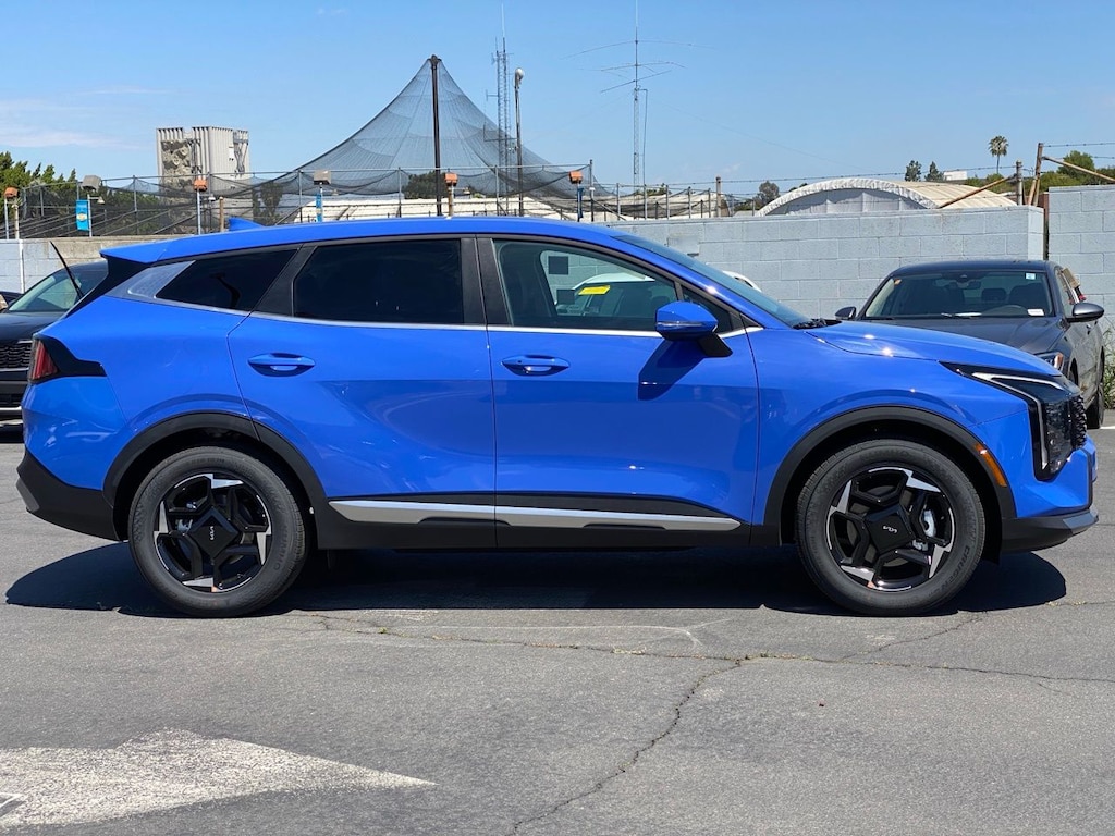 New 2026 Kia Sportage EX SUV