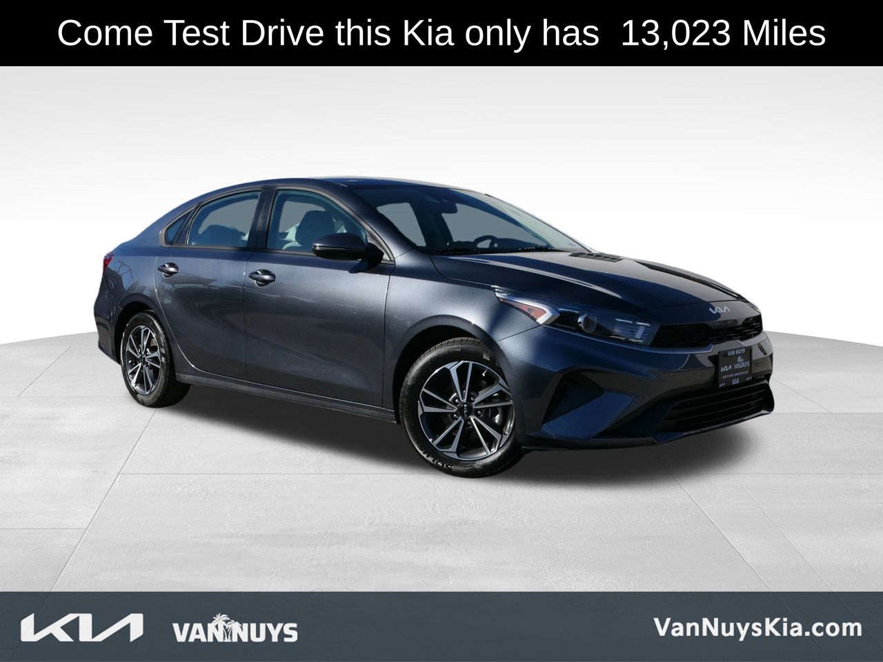 2023 Kia Forte LXS's photo