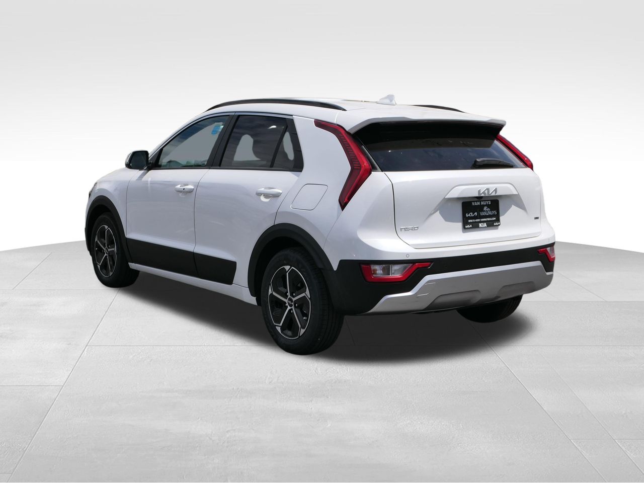 2024 Kia Niro EX photo 5