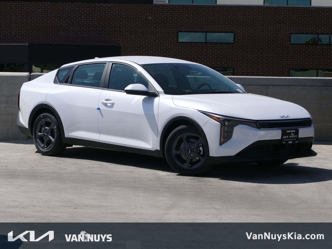 2025 Kia K4 LXS's photo