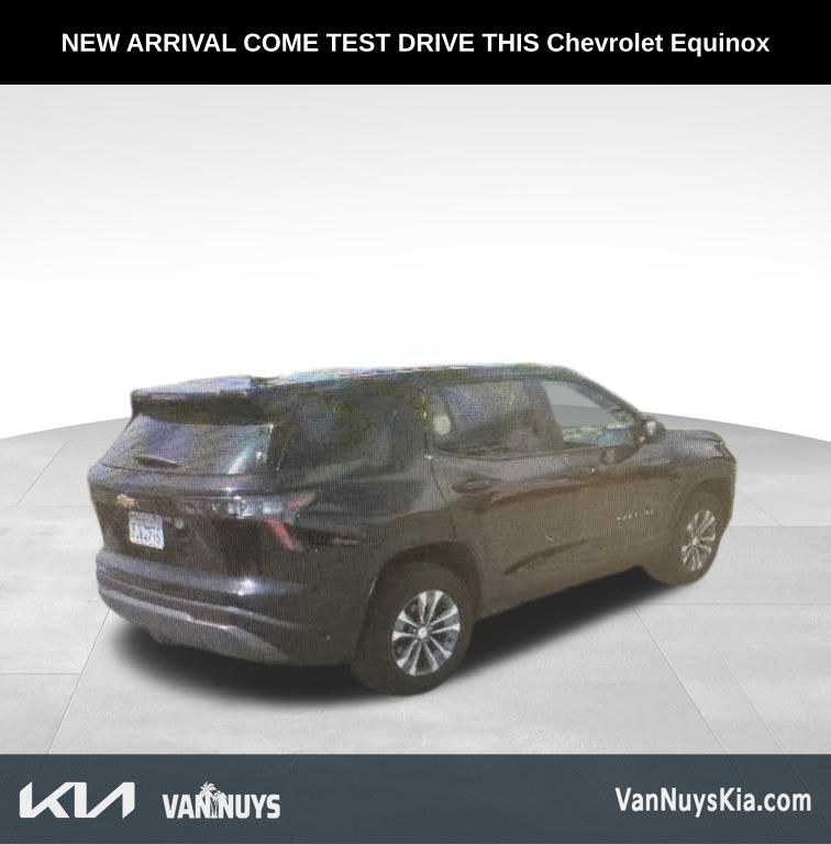 2026 Chevrolet Equinox LT photo 2