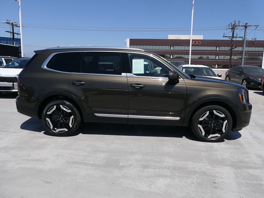 Used 2023 Kia Telluride EX SUV