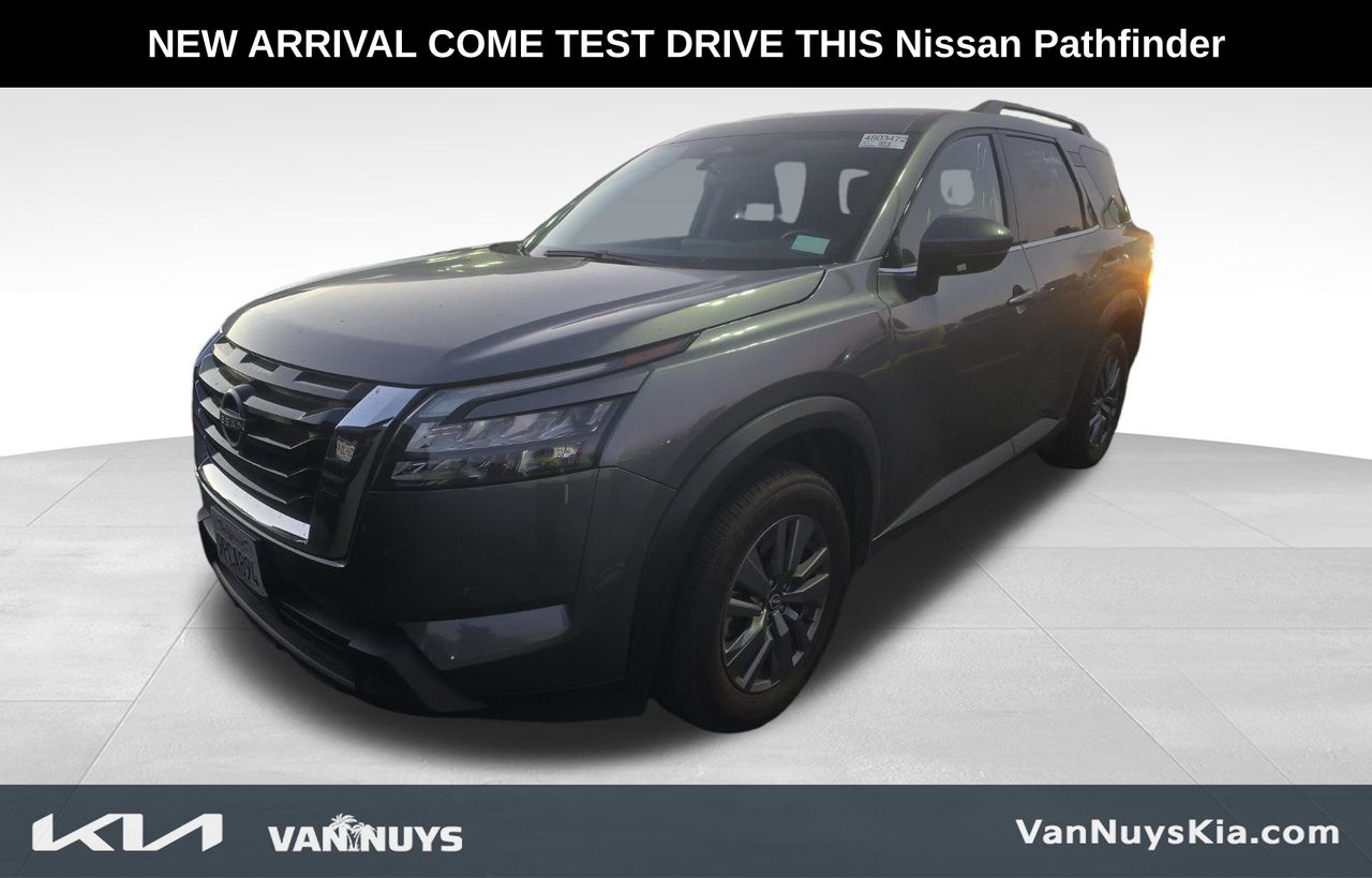 2025 Nissan Pathfinder SV photo 2