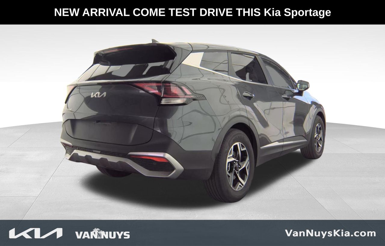 2025 Kia Sportage LX photo 3