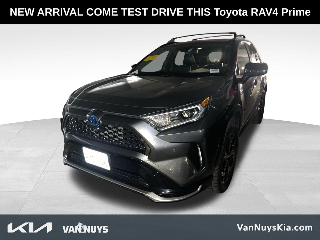 2021 Toyota RAV4 Prime XSE photo 2