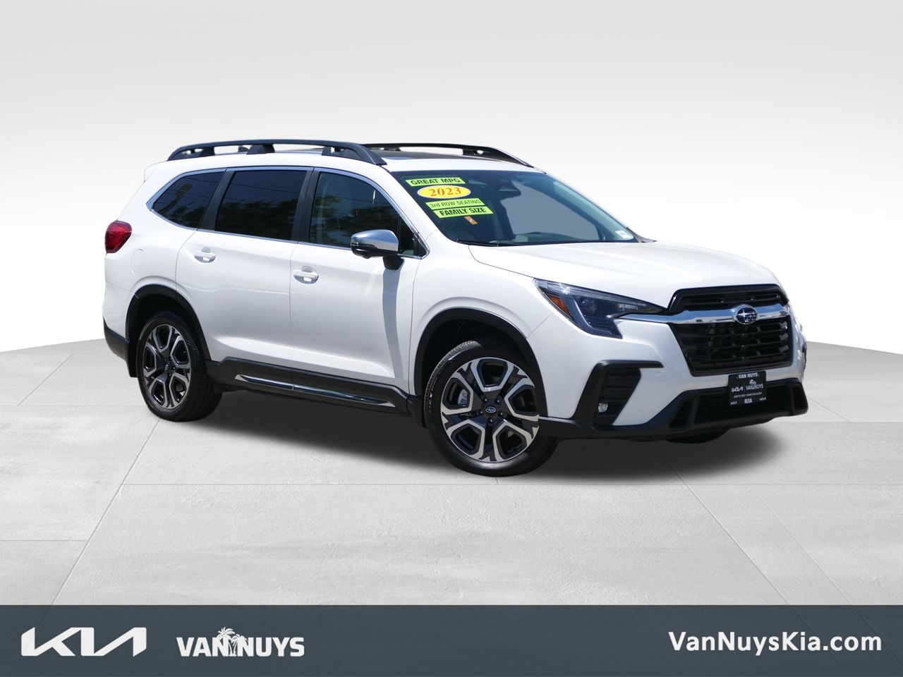 2023 Subaru Ascent Limited 8 Passenger's photo