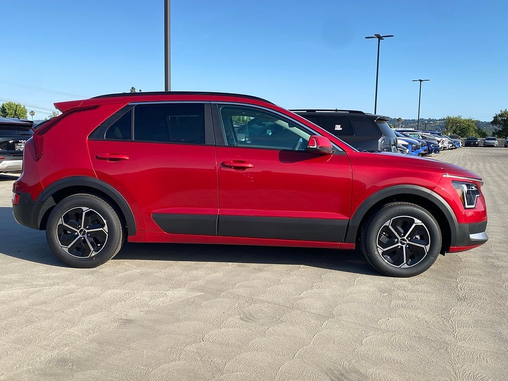 New 2026 Kia Niro EX SUV