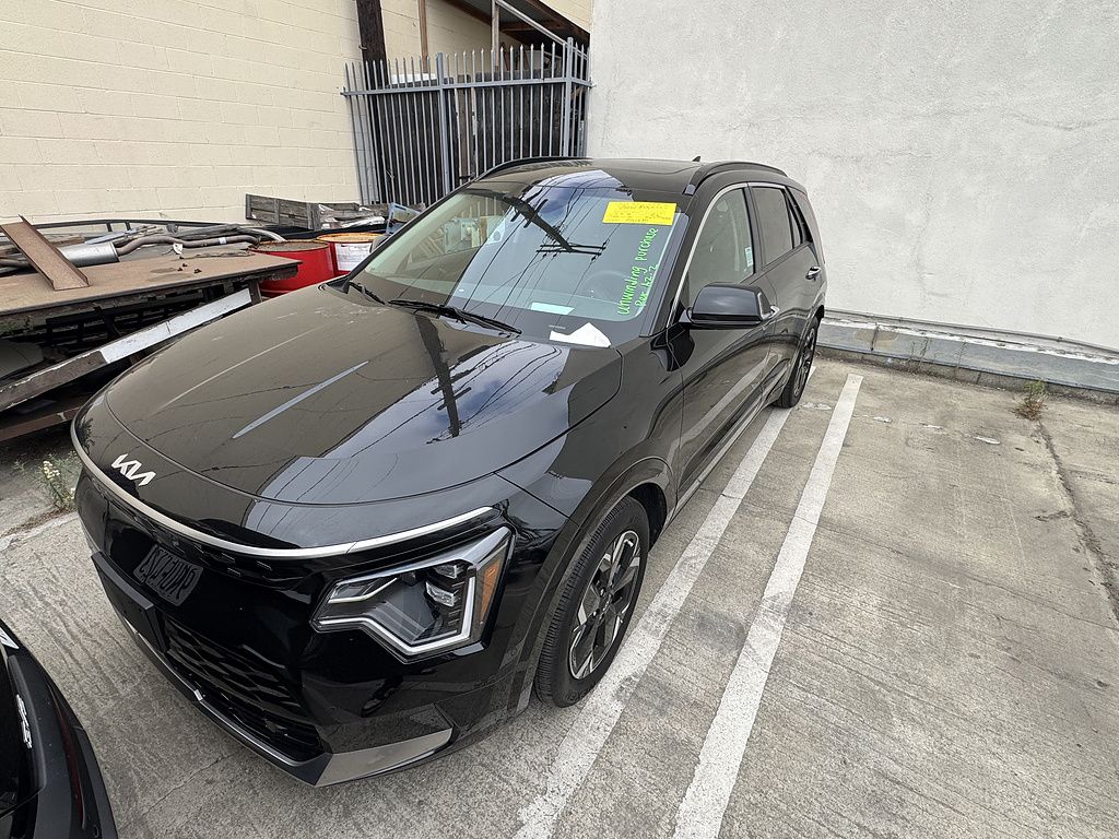 Used 2023 Kia Niro Wave with VIN KNDCT3L15P5015861 for sale in Los Angeles, CA