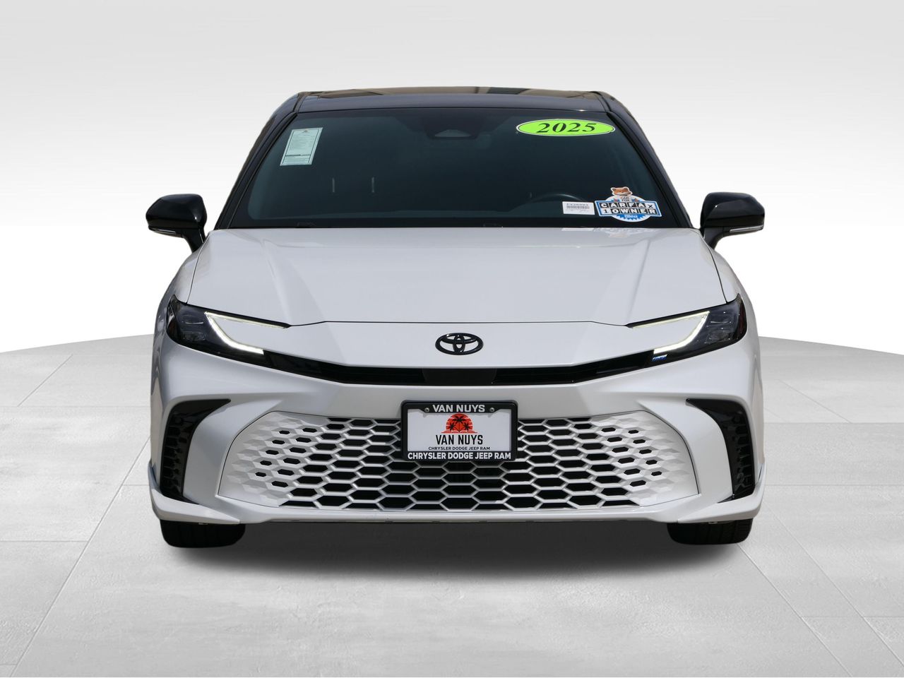 2025 Toyota Camry XSE photo 6