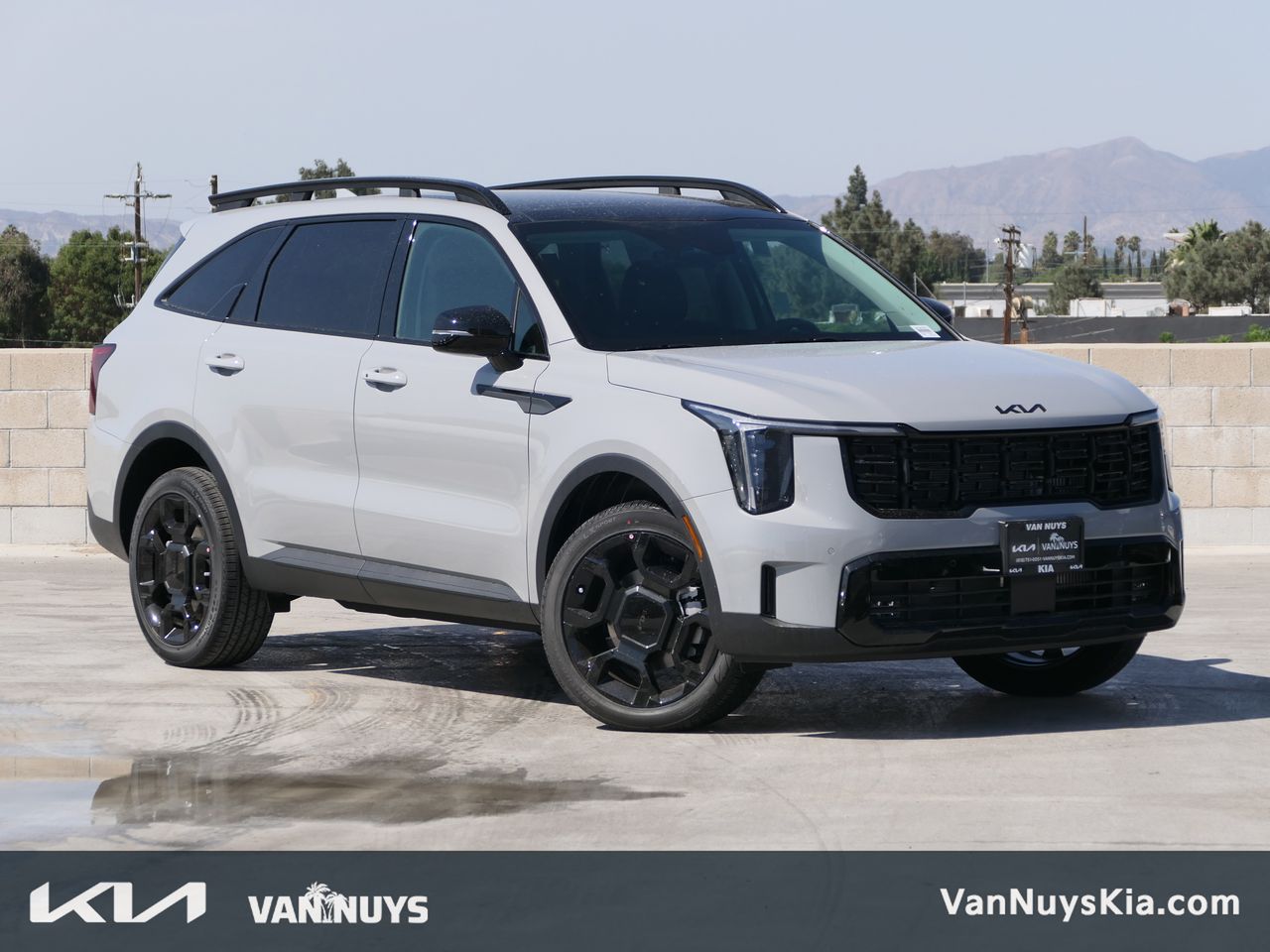 2026 Kia Sorento X-Line EX's photo