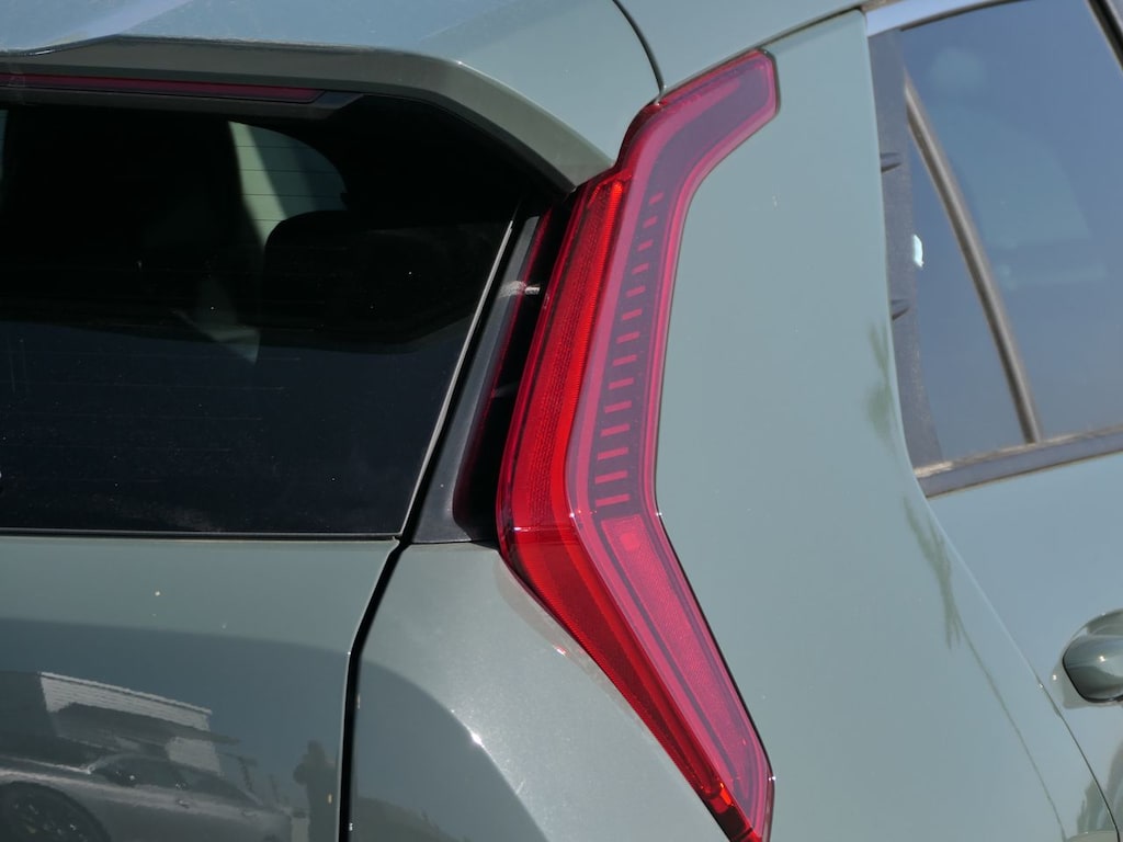 New 2025 Kia Niro EV Wind SUV