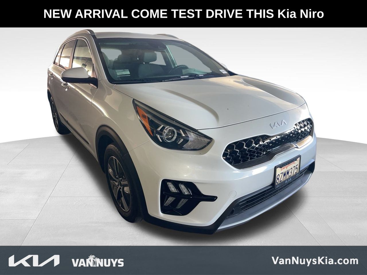 2022 Kia Niro LXS photo 3