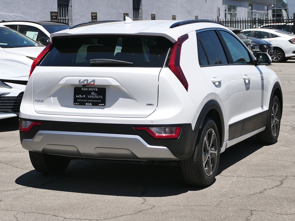 Used 2025 Kia Niro EX SUV