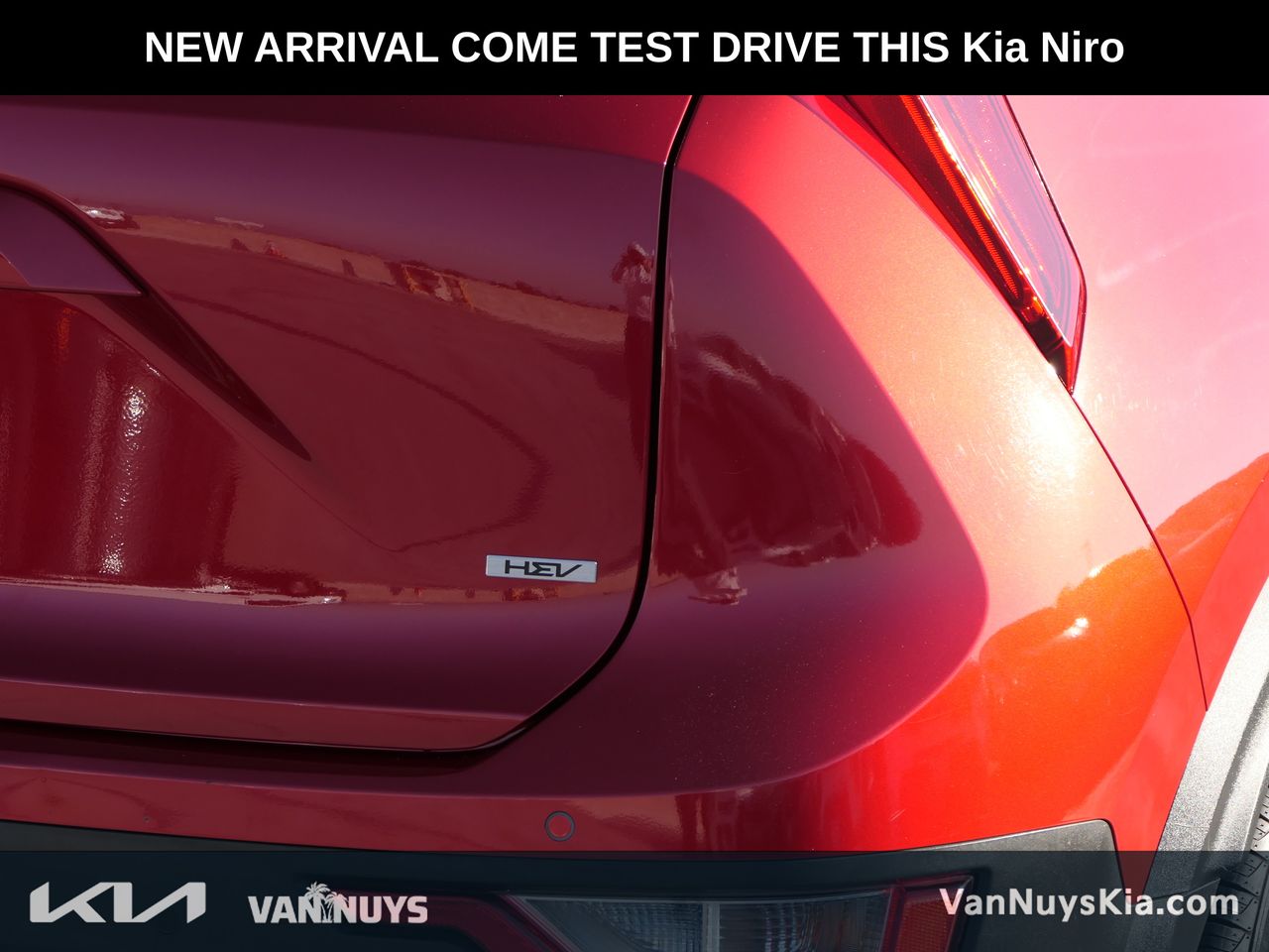 2023 Kia Niro EX photo 4