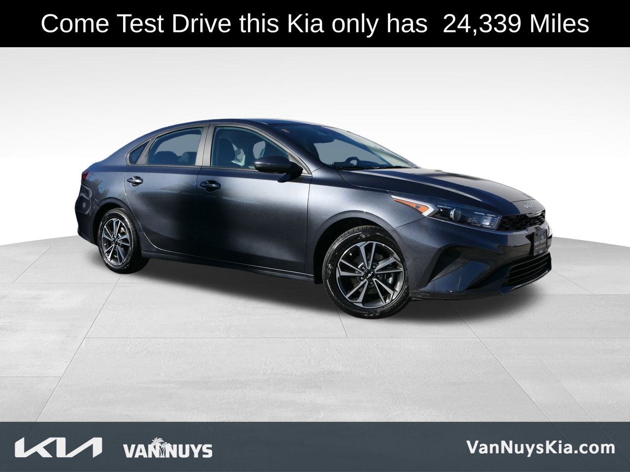 2023 Kia Forte LXS's photo