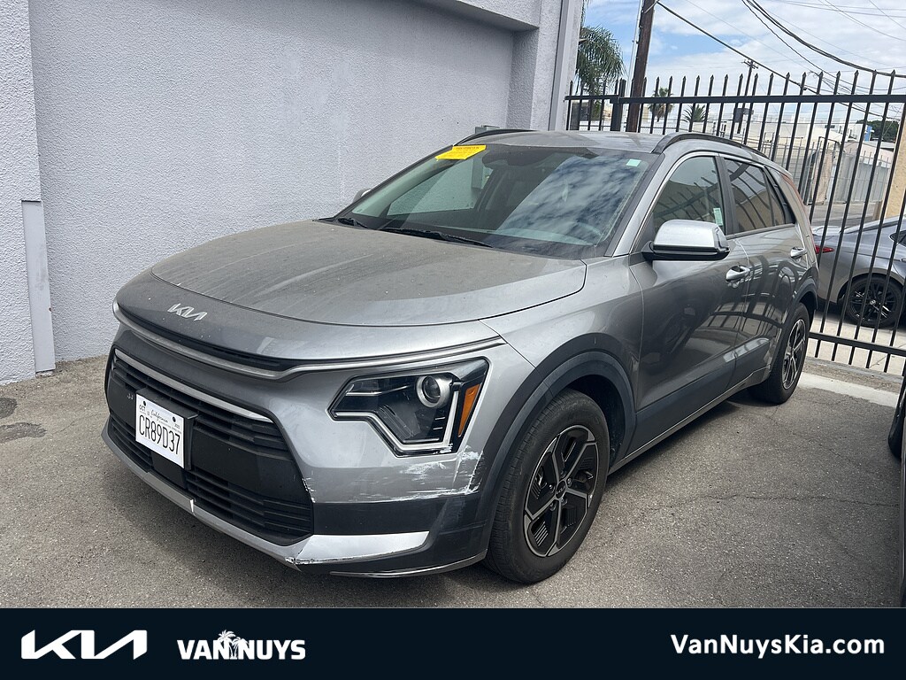 Used 2023 Kia Niro EX SUV