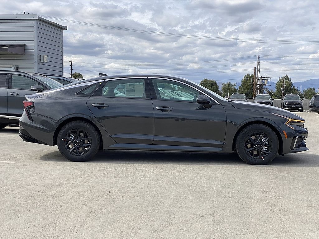 New 2026 Kia K5 LXS Sedan