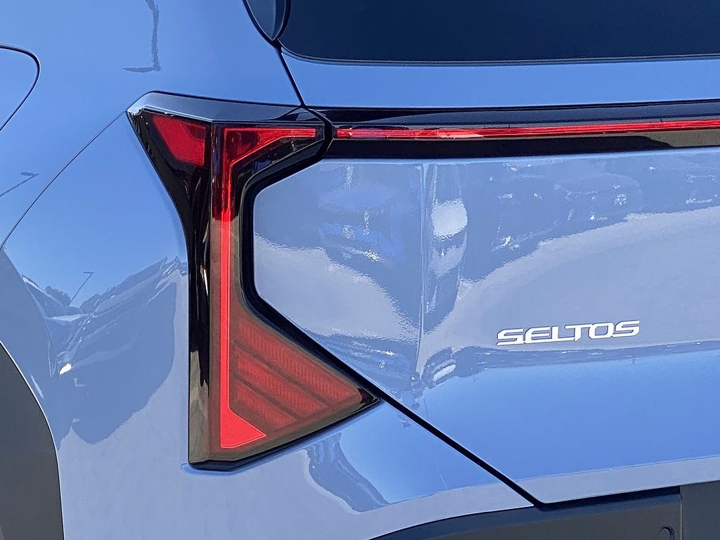 New 2027 Kia Seltos S SUV