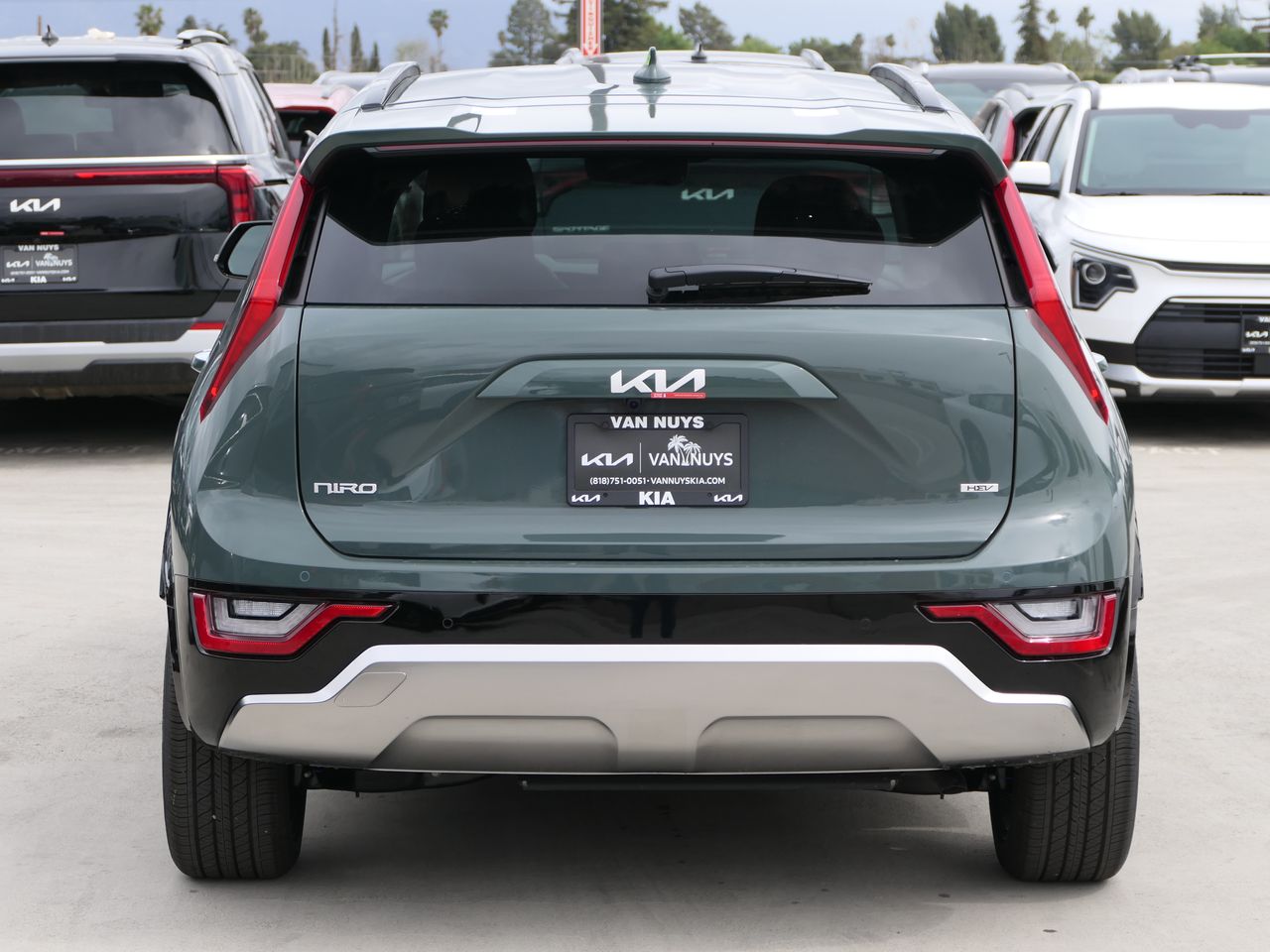 2025 Kia Niro SX Touring photo 4